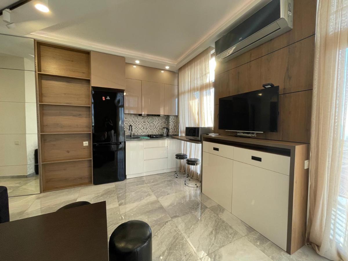 Apartments At Like House Батуми Экстерьер фото