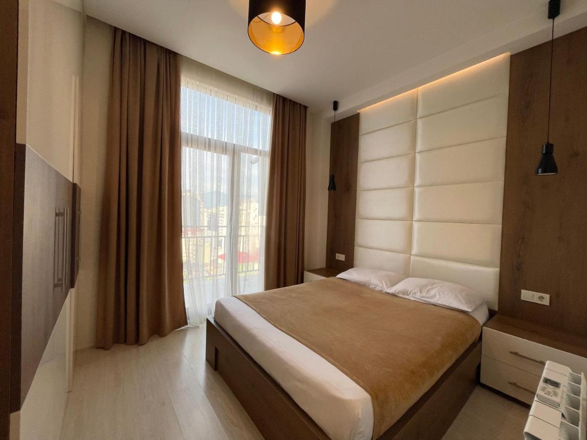 Apartments At Like House Батуми Экстерьер фото