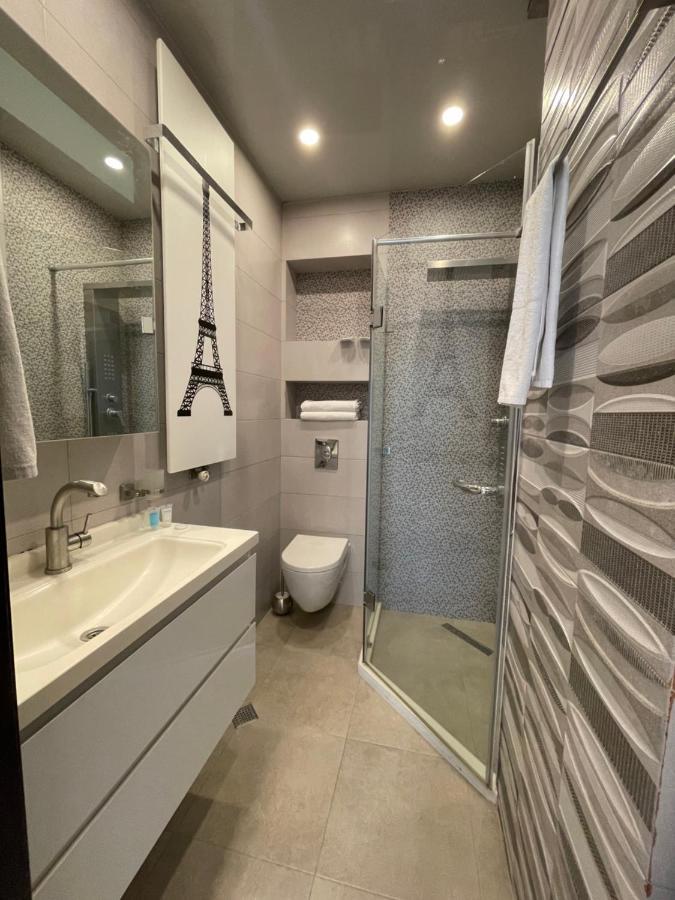 Apartments At Like House Батуми Экстерьер фото