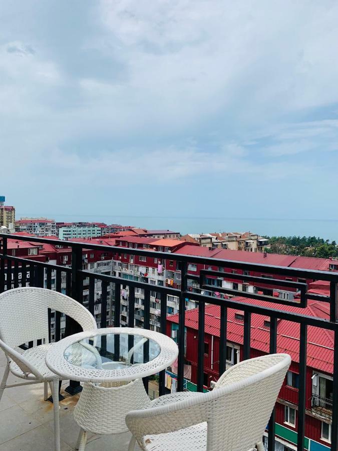 Apartments At Like House Батуми Экстерьер фото